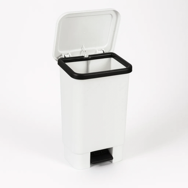 Lixeira c/ Pedal 75L